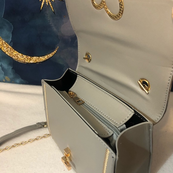 Beautiful Grey sequence mini purse - Picture 2 of 4